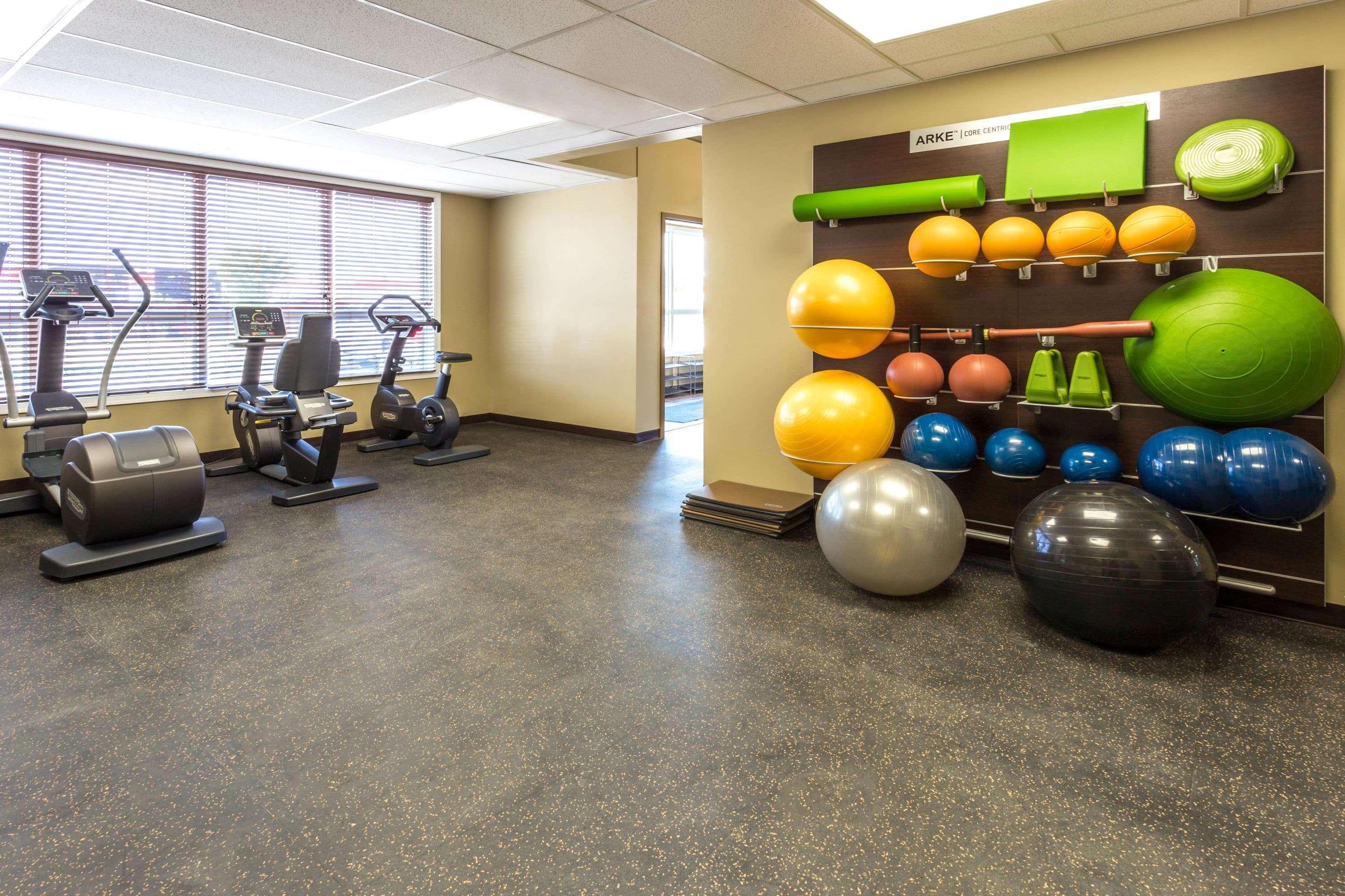 Microtel Inn & Suites By Wyndham Whitecourt Eksteriør billede